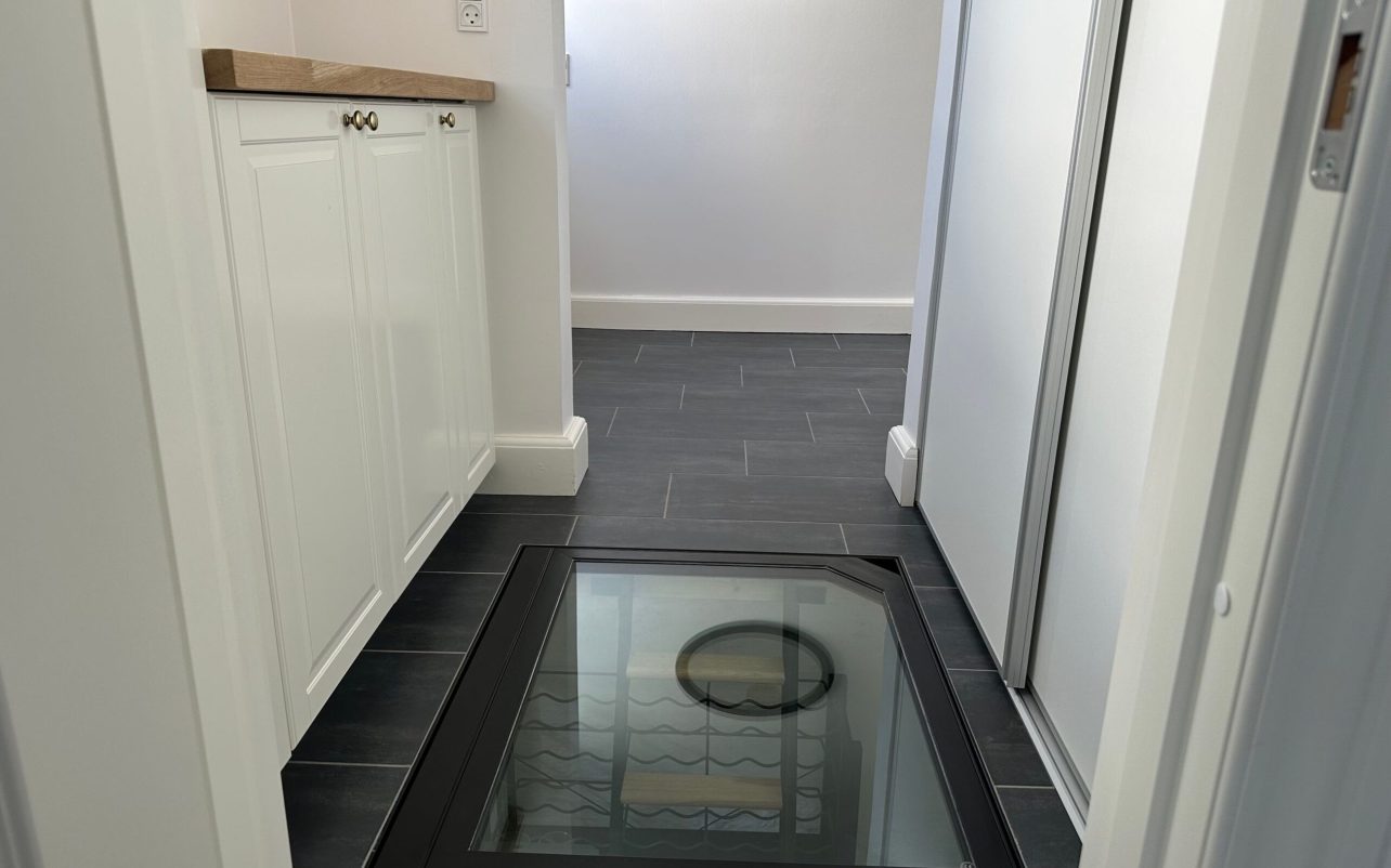 Nedgang til vinkælder