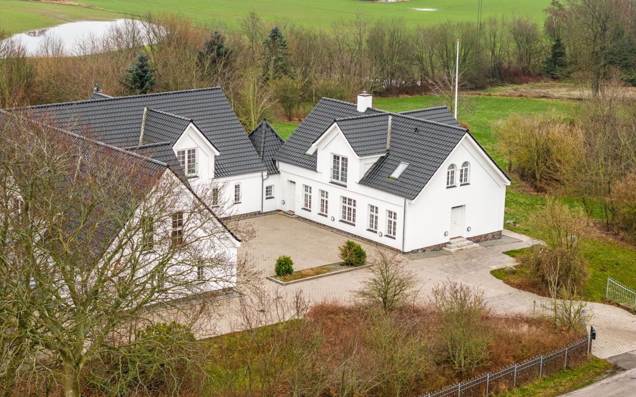 Ejendommen