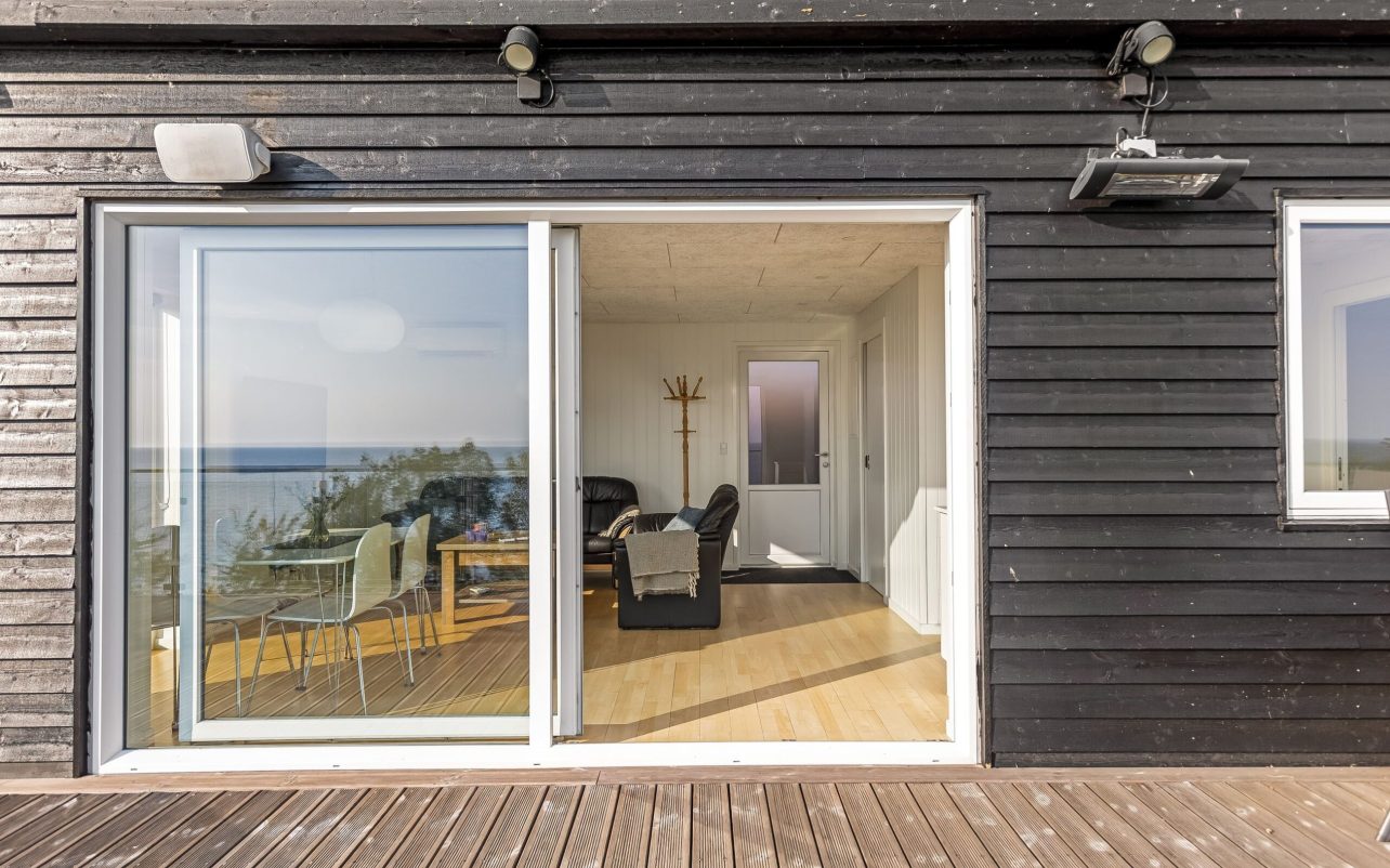 Indgang fra terrassen