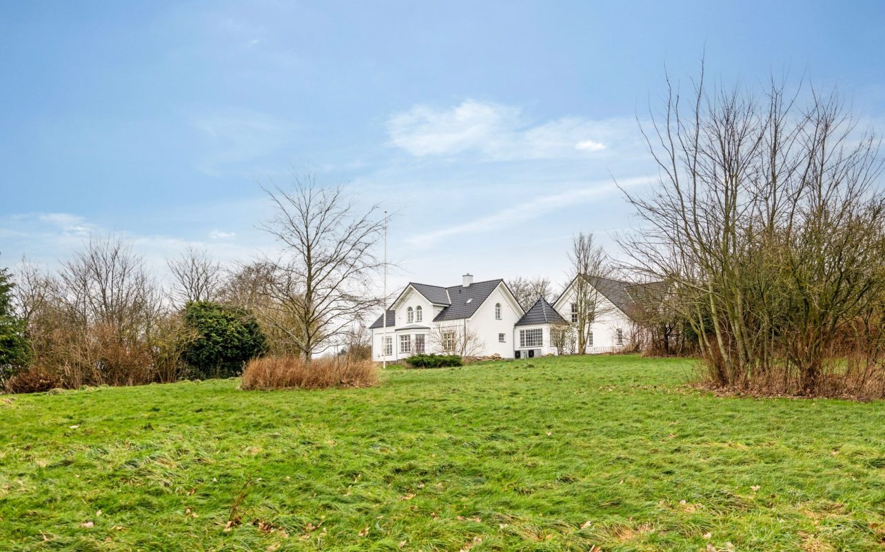 Ejendommen