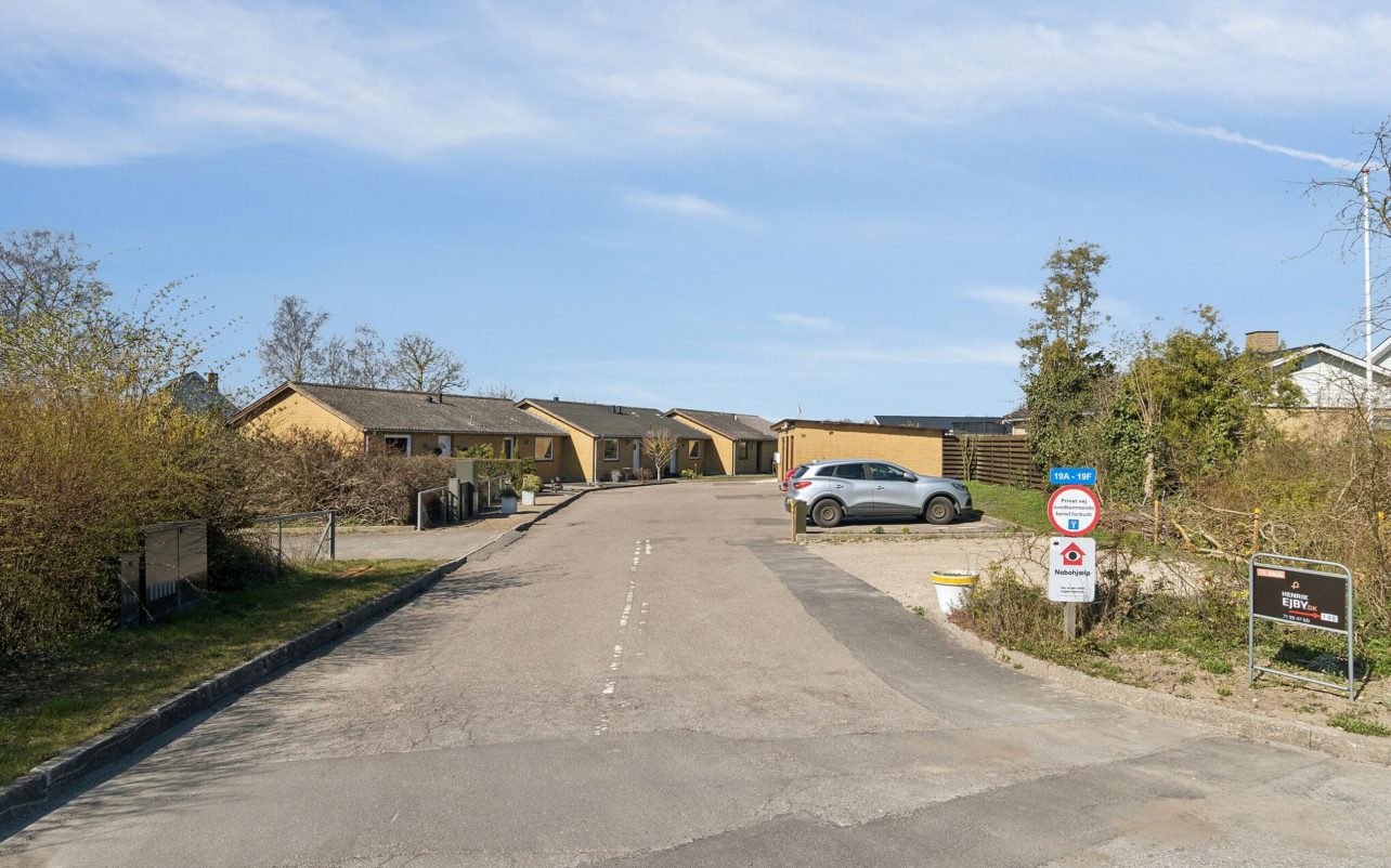 IndkÃ¸rsel til ejendommen