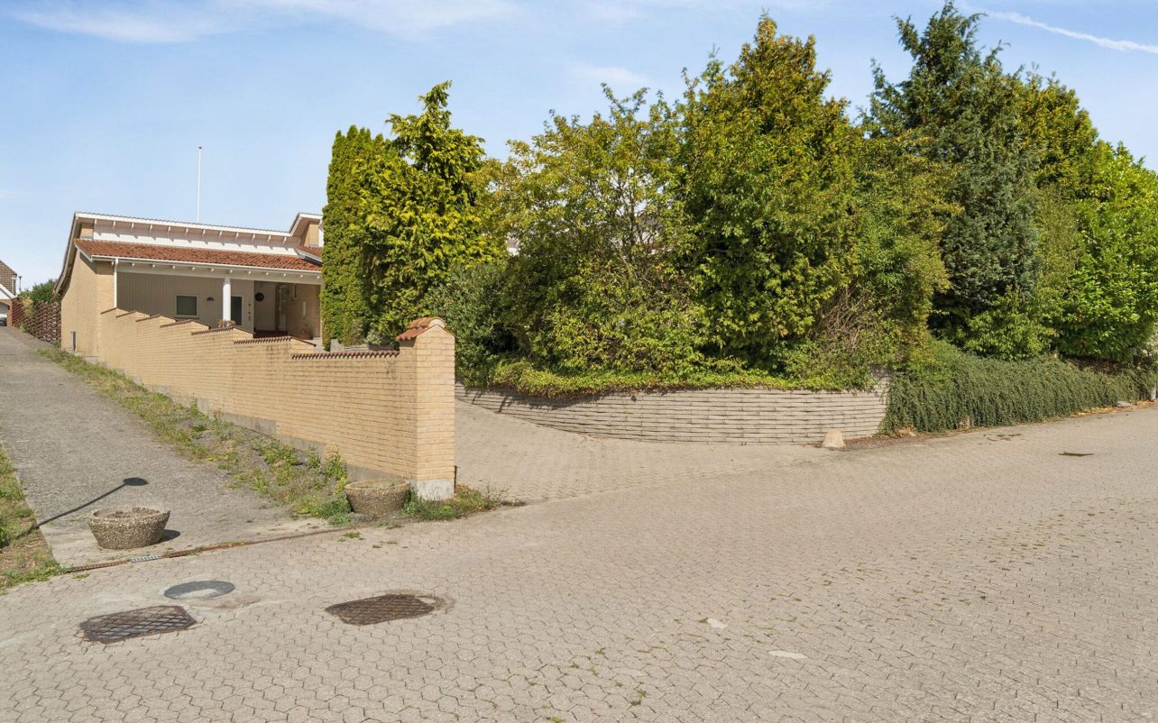 Ejendommen