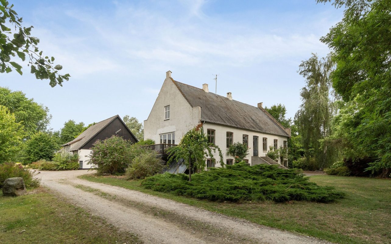 Ejendommen